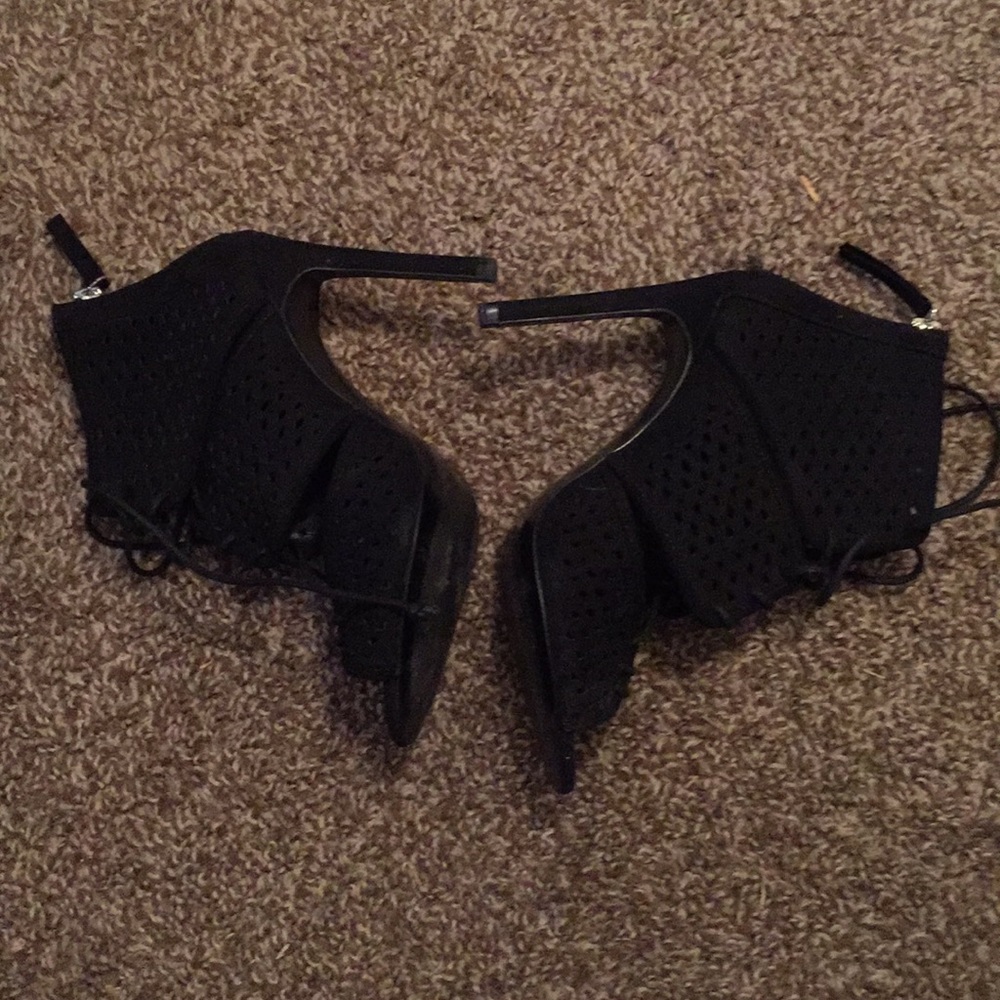 Zara basic heels